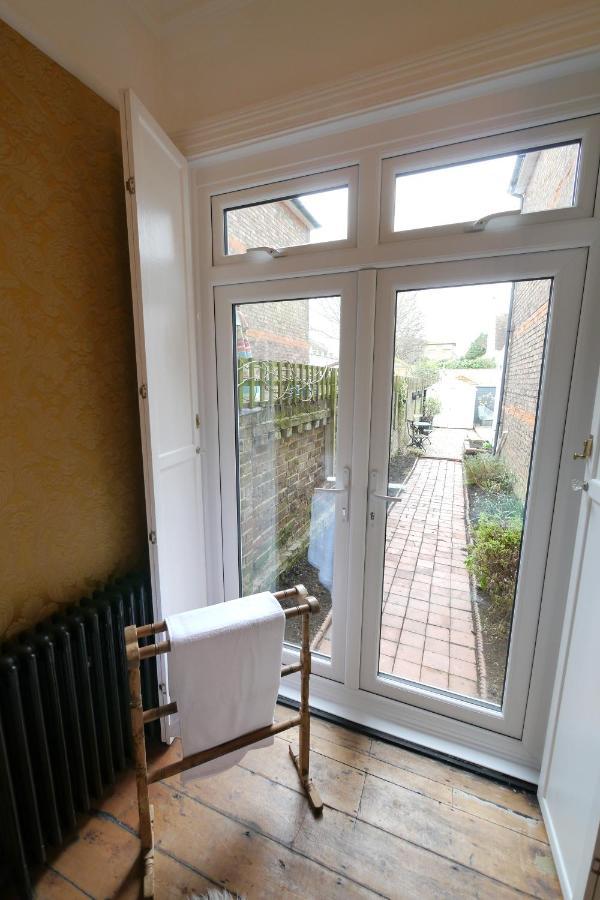 Quirky Spacious Ground Floor Victorian Garden Flat Worthing Buitenkant foto